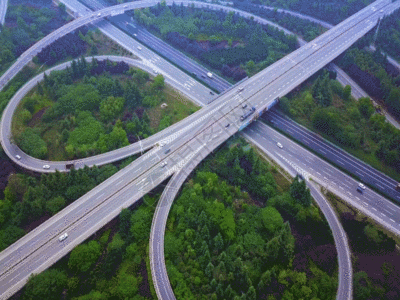航拍高速公路GIF图片
