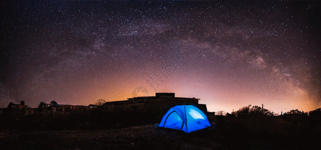 帐篷星空星空下的人gif高清图片