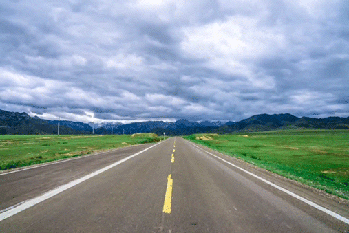 新疆公路草原gif动图图片
