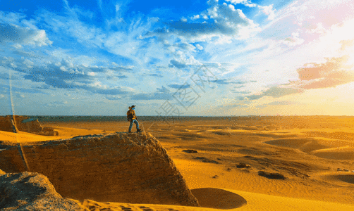 沙漠旅行剪影额济纳黑城沙漠风光gif高清图片