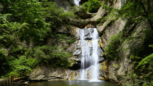 山川瀑布GIF高清图片