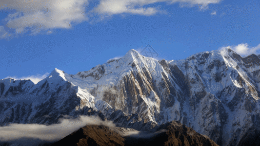 西藏雪山西藏群山延时GIF高清图片