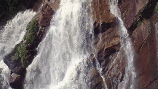山林背景山林瀑布GIF高清图片