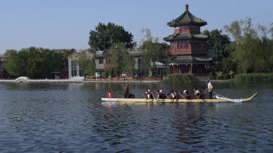 蓝天北京端午节划龙舟比赛GIF高清图片