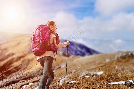 登山运动图片