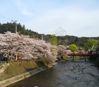 Takamayama是吉孚县Hida山区的一座城市图片