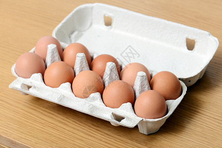箱中鸡蛋图片