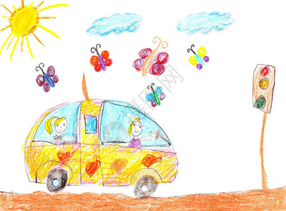 快乐的孩子们骑着车微笑着图片