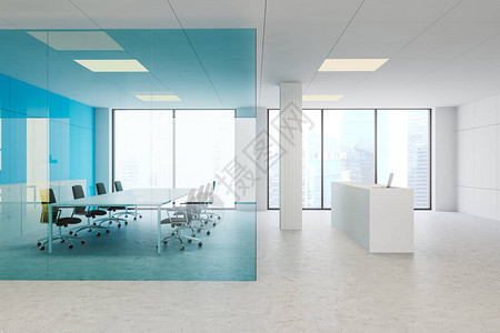 白色和蓝色玻璃墙混凝土楼层白色接待台膝上型笔记本电脑以及长桌和黑椅子会议室的现代办公图片