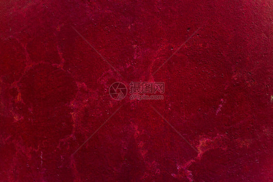 长着裂缝和条纹的老布贡迪红色纸质墙图片