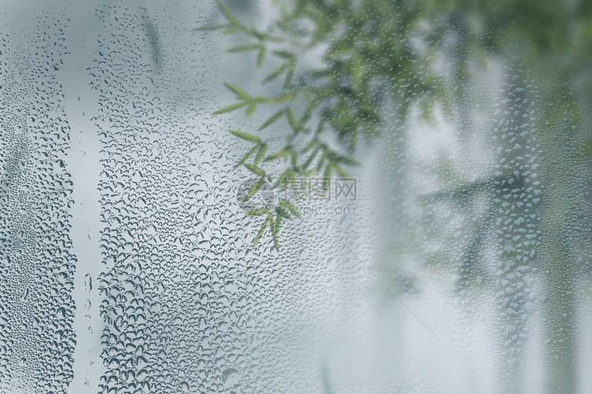 窗外雨滴背景图片