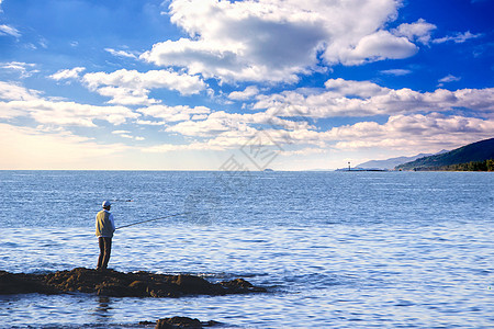 海边垂钓图片