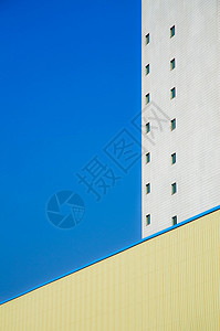 建筑与蓝天的构成图片