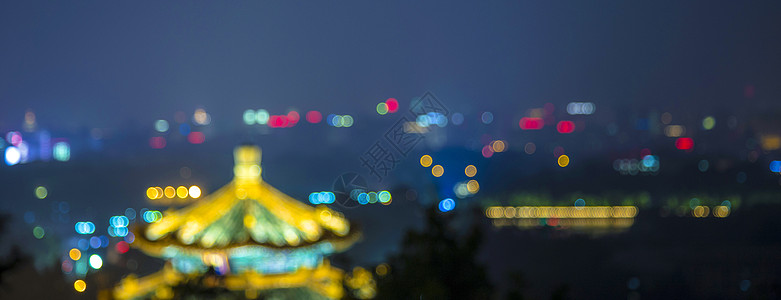 温暖模糊的夜景图片