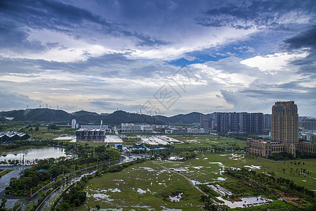 雨后的城市图片