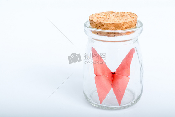 玻璃瓶纸质红色蝴蝶手工艺图片