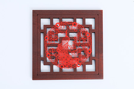 红色中国风窗花剪纸工艺品高清图片
