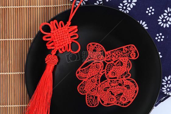 传统工艺品中国结剪纸图片