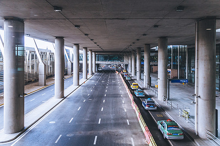 火车站出发区机场出租车排队等候区背景