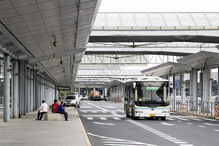 机场巴士候客区图片