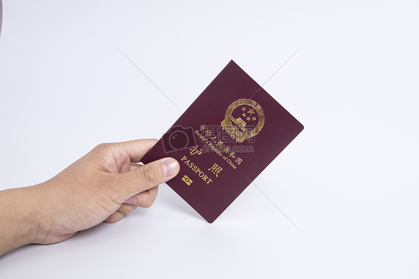 照片 旅游度假 手拿护照证件.