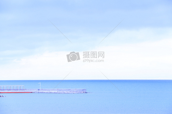 宁静的青海湖图片