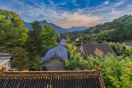 旅行山秋意.潭柘寺背景