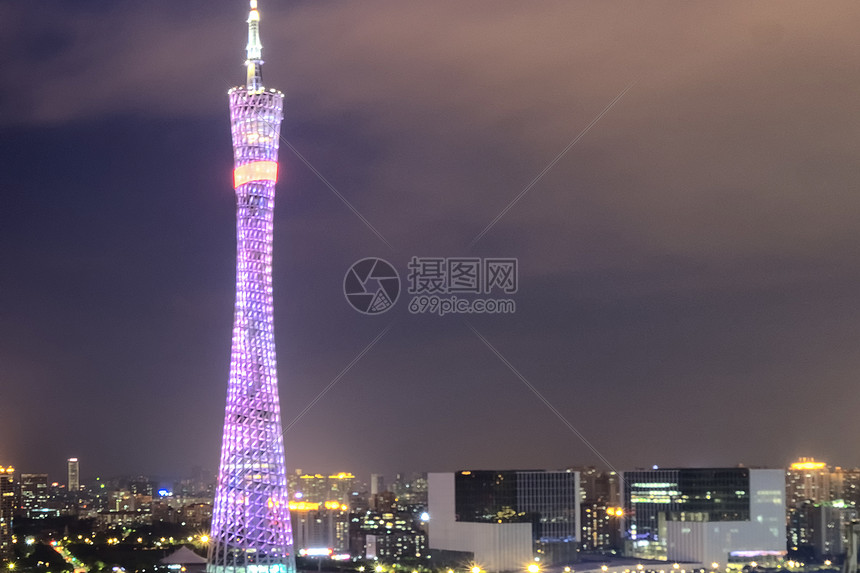 夜幕下的广州塔图片
