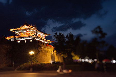 大理古城大理夜景高清图片