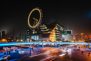 城市车流夜景慢门拍摄图片