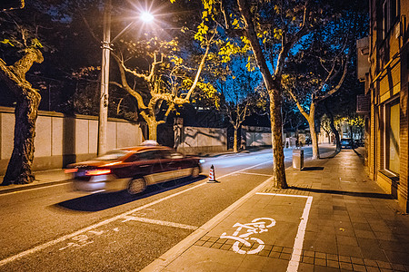 武康路街头夜景图片