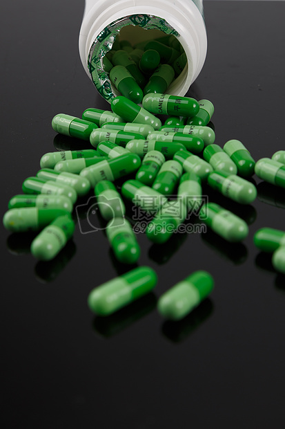 标签: 药材药片医疗冷静药物药胶囊背景素材设计化学物品健康恢复