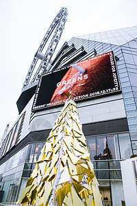 时尚圣诞树商场外立面图片