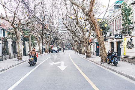 城市街头拍摄图片