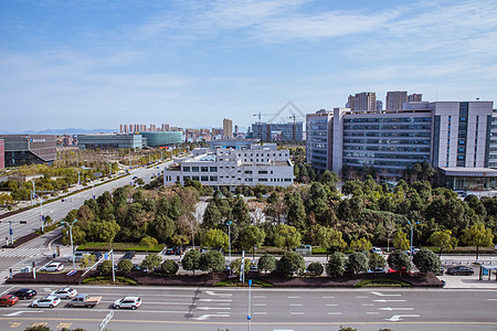 大气蓝天白云城市建筑图片