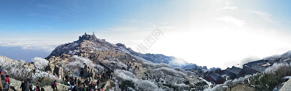 雪山顶泰山山顶背景