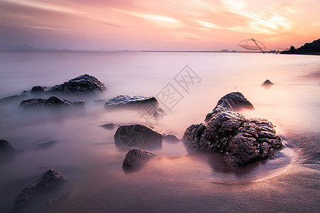 晚霞沙滩海滩上的彩霞背景