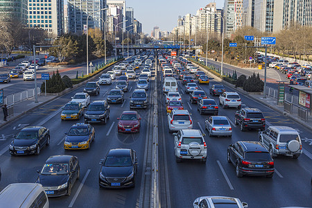 公交车堵车的路上背景