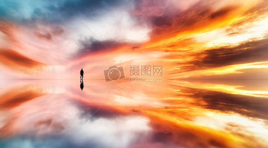 天空之境的人的倒影摄影图片免费下载_背景\/素