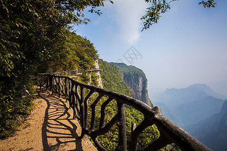 张家界天门山高清图片