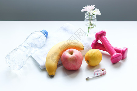 一人扛起蓝月全部火力！曼城最近7粒英超进球，由哈兰德一手包办