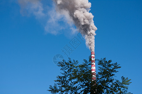 烟囱污染的天空高清图片