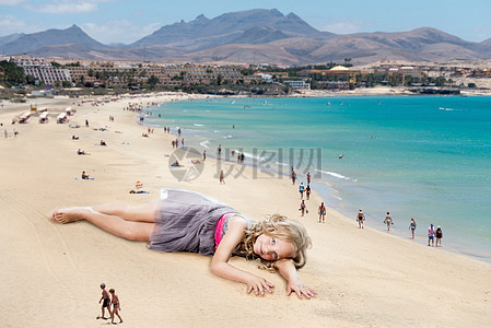 巨人国图片_巨人国素材_巨人国高清图片_摄图网图片下载