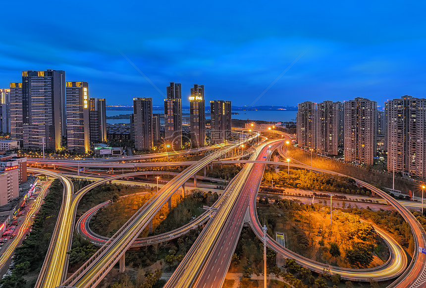 武汉城市交通立交夜景图片