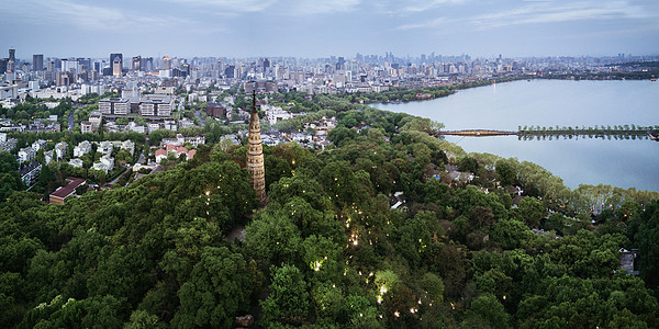 西湖十景 宝石流霞图片