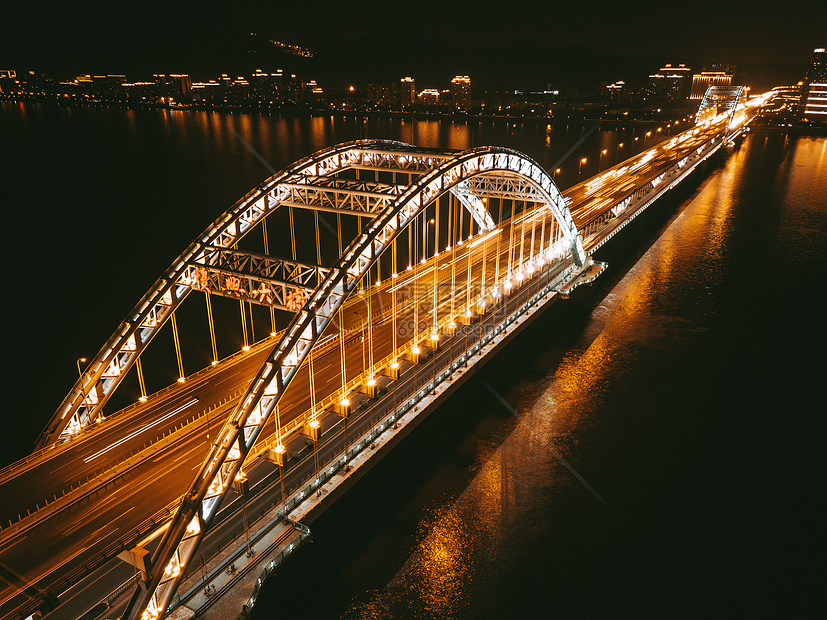 城市桥梁夜景图片