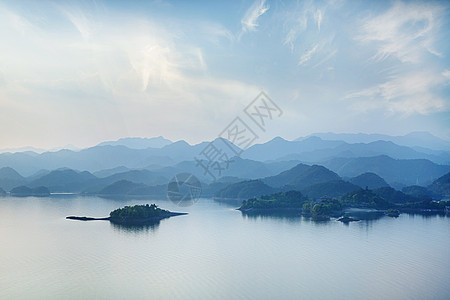 千岛湖黎明水墨山川高清图片