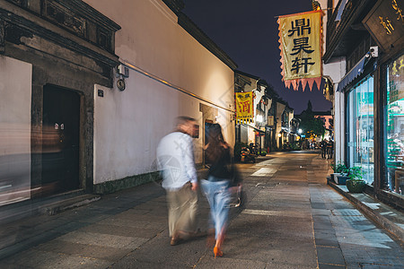 杭州清河坊街人来人往图片