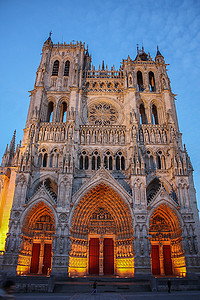 哥特教堂法国亚眠天主教圣母大教堂建筑外立面全景背景