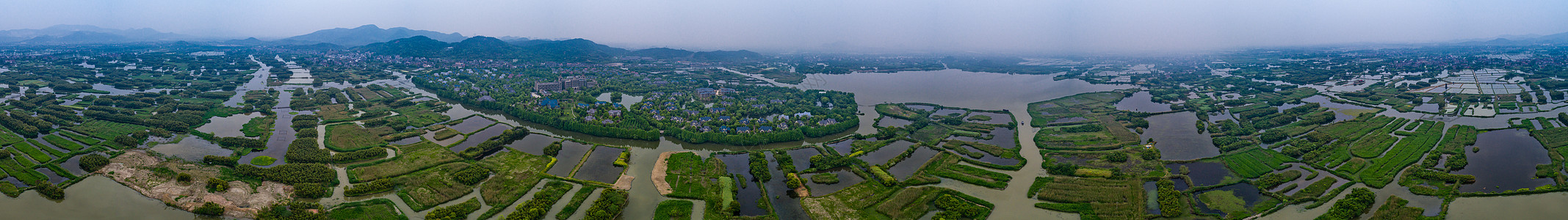 春天户外莫干山顶峰全景自然风景背景